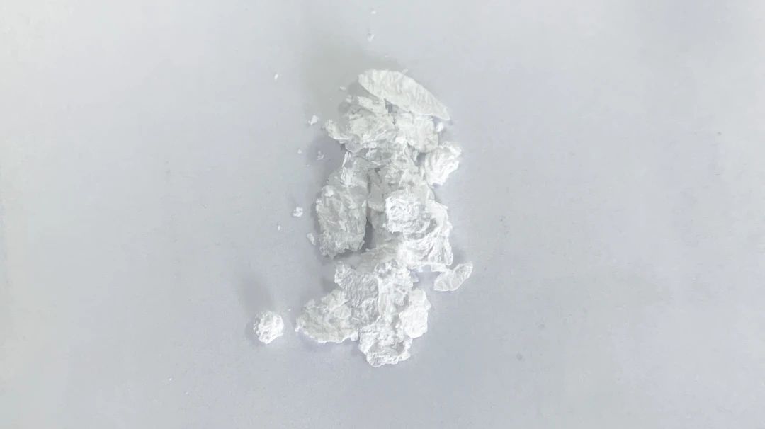 3,29-二苯甲?；闃侨识紎389122-01-4
